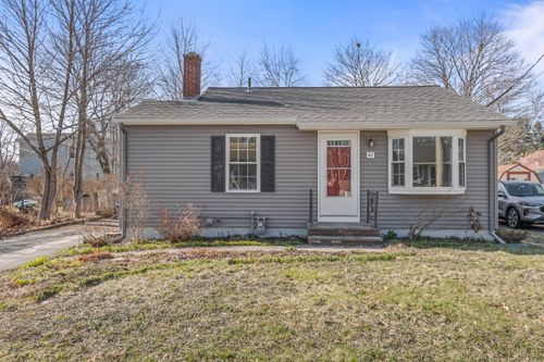 41 George Street, South Portland, ME, 04106 | Card Image