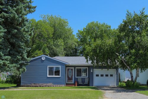 112 2nd St Se, Barnesville, MN, 56514-3609 | Card Image