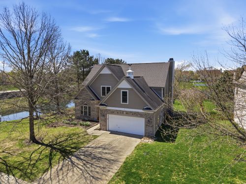 1036 Spanish Lake Dr, Avon, IN, 46123-8752 | Card Image