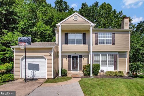 18 Elwell Ct, RANDALLSTOWN, MD, 21133-4307 | Card Image