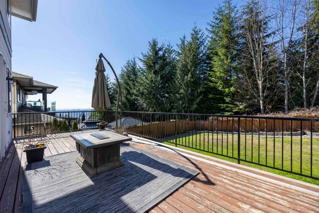 47 Cliffwood Drive, House other with 6 bedrooms, 4 bathrooms and 4 parking in Port Moody BC | Image 35