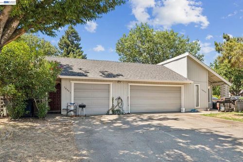 10997 Hirschfeld, Rancho Cordova, CA, 95670 | Card Image
