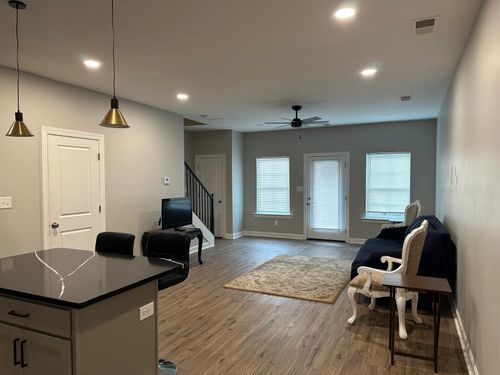 102-4927 William Arnold Dr, Memphis, TN, 38117 | Card Image