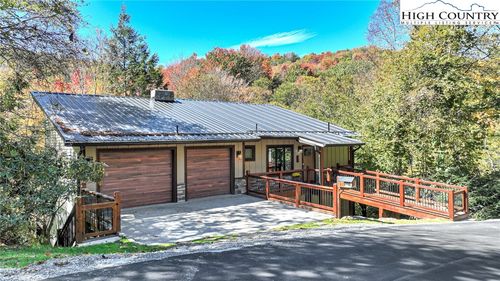 240 Greenbriar Rd, Beech Mountain, NC, 28604-8079 | Card Image