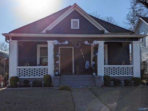 111 Church St Nw, Decatur, AL, 35601-1401 | Card Image