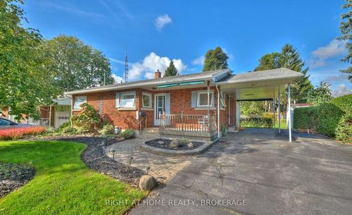 4491 Elmwood Ave, Niagara Falls, ON, L2E6H1 | Card Image