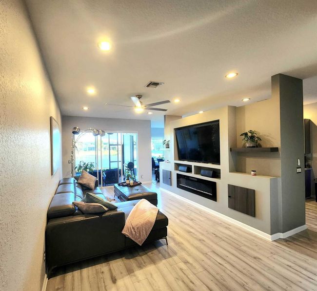 2247 Sw Cape Cod Dr, Condo with 3 bedrooms, 3 bathrooms and null parking in Port St. Lucie FL | Image 18