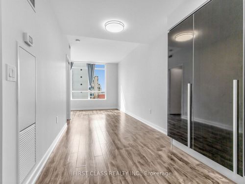 715-38 Dan Leckie Way, Toronto, ON, M5V2V6 | Card Image