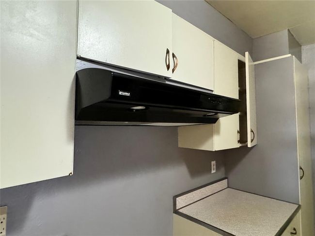 200 Sioux Trl, House other with 3 bedrooms, 2 bathrooms and null parking in Burns Flat OK | Image 18