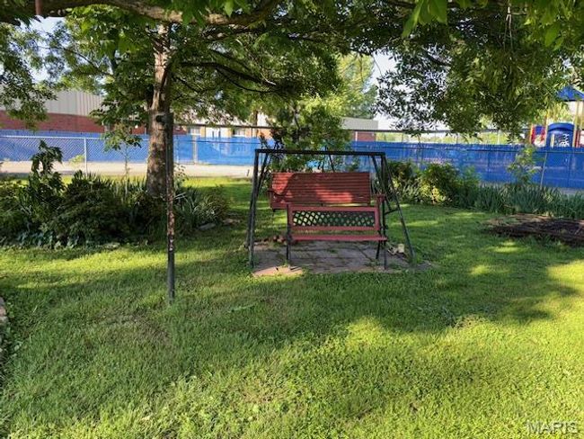 View of yard | Image 9