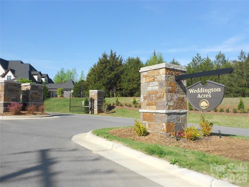 2017 Boswell Way, Matthews, NC, 28104-0669 | Card Image