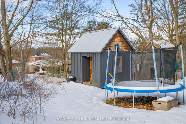 709 Bethune St, House other with 3 bedrooms, 2 bathrooms and 3 parking in Peterborough ON | Image 31