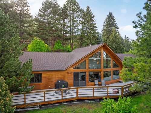 1 Pine Crest Dr, La Grande, OR, 97850-1346 | Card Image