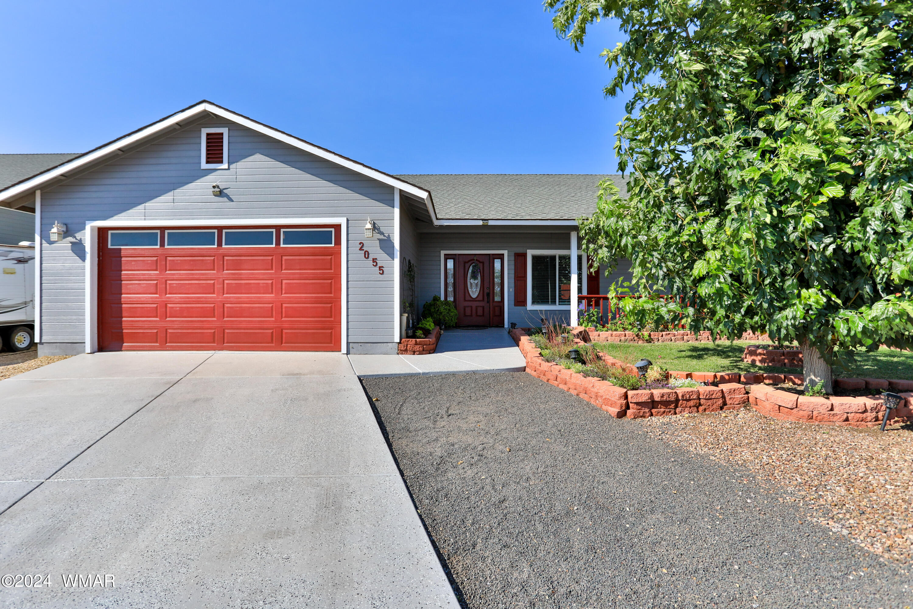 Round House Dr, Winslow, AZ 86047