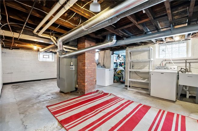1028 Moon Run Rd, House other with 3 bedrooms, 3 bathrooms and 4 parking in Mc Kees Rocks PA | Image 24