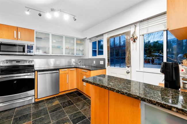 4158 Mt. Seymour Parkway, House other with 4 bedrooms, 0 bathrooms and 2 parking in North Vancouver BC | Image 15