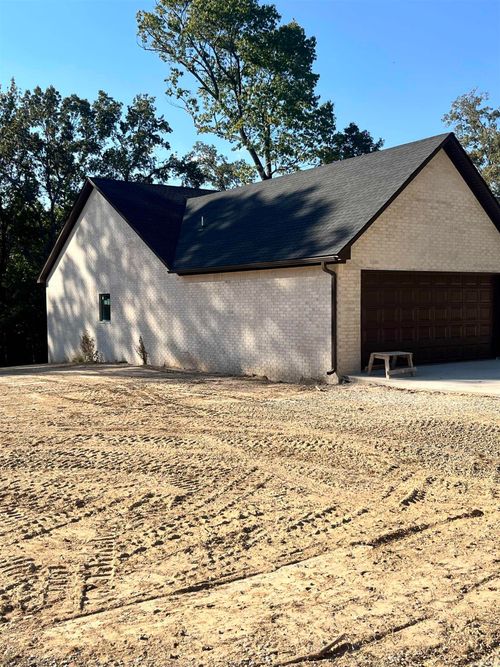 137 Leatherwood Cir, Batesville, AR, 72501-8337 | Card Image