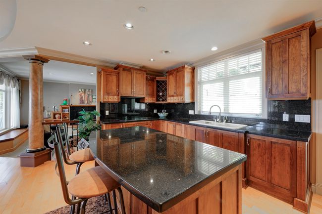 2323 Orchard Lane, House other with 6 bedrooms, 5 bathrooms and 4 parking in West Vancouver BC | Image 5