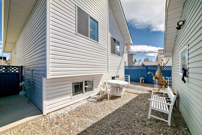 31 Martinridge Grove Ne, House other with 4 bedrooms, 2 bathrooms and 2 parking in Calgary AB | Image 36