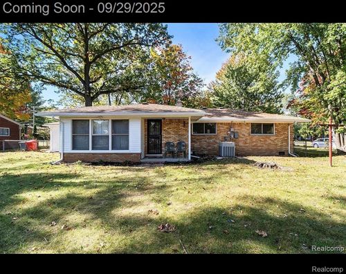 24220 Sunnypoint Dr, Southfield, MI, 48033-2910 | Card Image