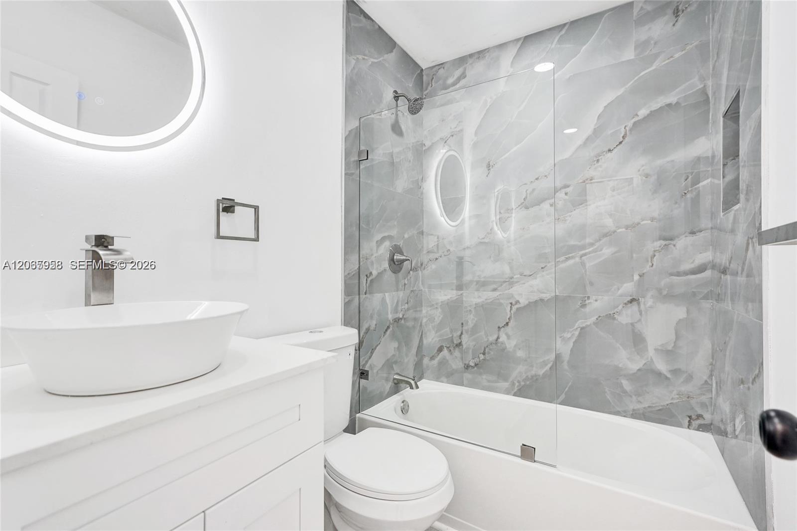 Residential Lease in Oakland Park 3