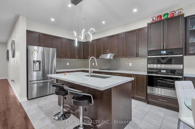 18 Germain Cir, House attached with 5 bedrooms, 4 bathrooms and 1 parking in Brampton ON | Image 26