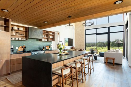 6-9361 W Us Highway 290, Hye, TX, 78635 | Card Image