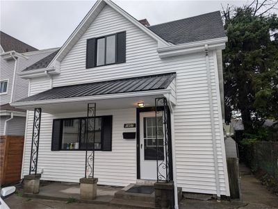 1807 Sundeman St, House other with 2 bedrooms, 1 bathrooms and 2 parking in Troy Hill PA | Image 1