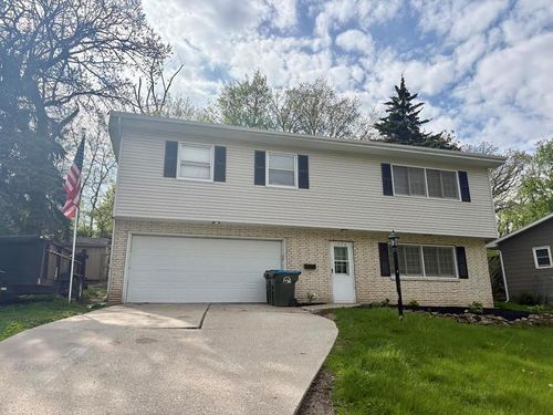 1326 N 14th St, Fort Dodge, IA, 50501-7532 | Card Image