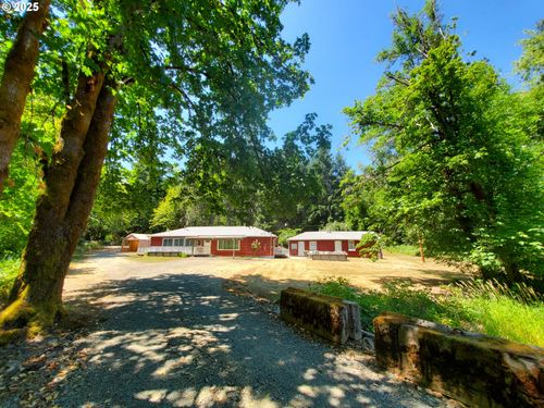 753 Albert Ave, Glendale, OR, 97442-9711 | Card Image