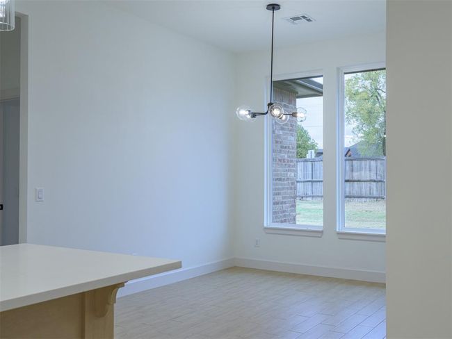 12129 Sw 45 Th Ter, House other with 4 bedrooms, 2 bathrooms and null parking in Mustang OK | Image 8