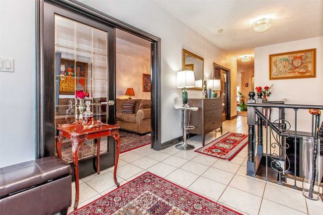 9 Amalfi Crt, House other with 5 bedrooms, 4 bathrooms and 2 parking in Vaughan ON | Image 7