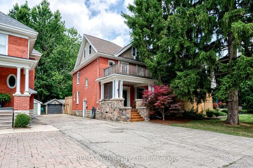 120 John St N, Stratford, ON, N5A6K9 | Card Image
