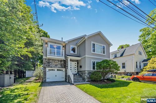 82 Monroe Ave, Cresskill, NJ, 07626-1437 | Card Image