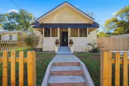 26 Walker St, Cartersville, GA, 30120-3435 | Card Image