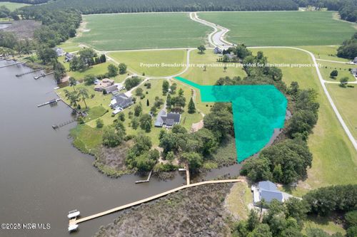67 Chad Loop, Belhaven, NC, 27810-9036 | Card Image