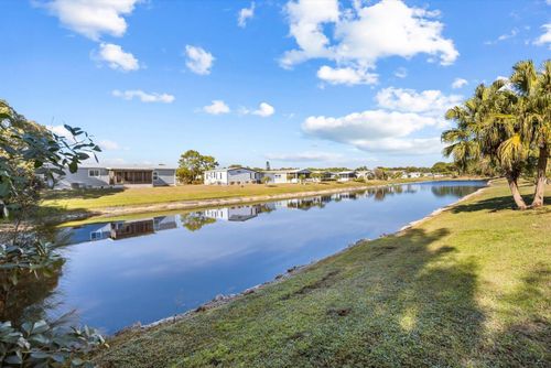 8221 Cinnamon Ln, Port St. Lucie, FL, 34952-3328 | Card Image
