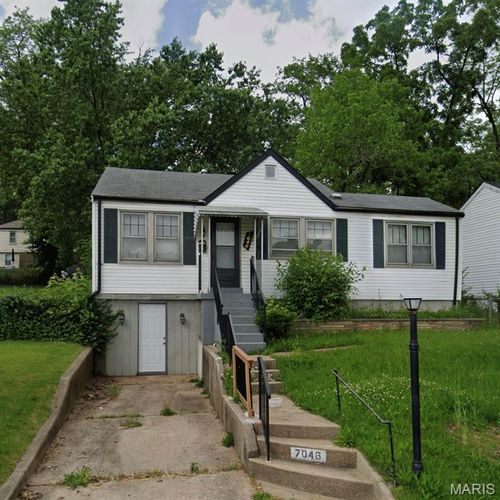 7046 Manette Dr, Saint Louis, MO, 63136-2514 | Card Image