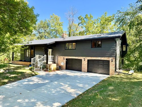 1609 Ridgewood Ln, Red Wing, MN, 55066-2938 | Card Image