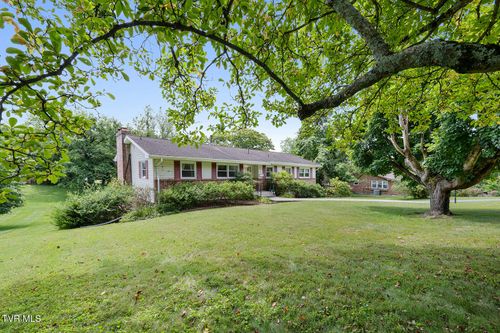 536 Meadow Dr, Bristol, VA, 24201-1540 | Card Image