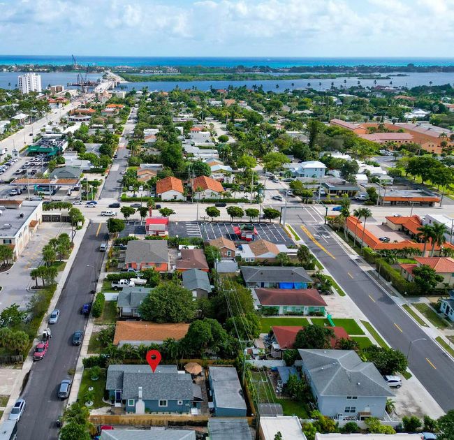 424 Malverne Rd, House other with 4 bedrooms, 2 bathrooms and null parking in West Palm Beach FL | Image 43