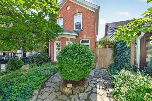 171 Emerald St S, Hamilton, ON, L8N2V6 | Card Image