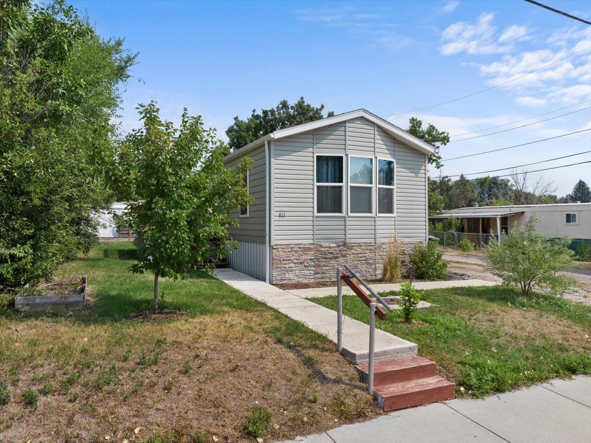 Butte St, Belle Fourche, SD 57717
