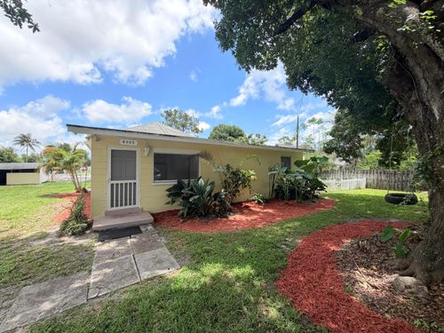 4905 Williams Rd, West Palm Beach, FL, 33418-5730 | Card Image