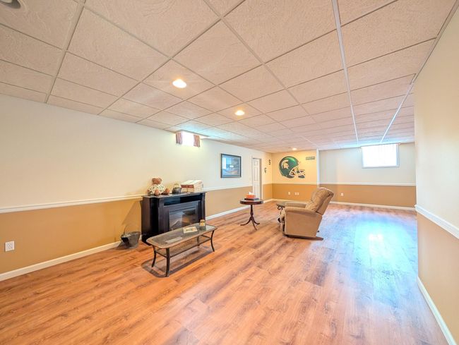7259 Maplecrest Cir, Condo with 2 bedrooms, 3 bathrooms and null parking in Swartz Creek MI | Image 18