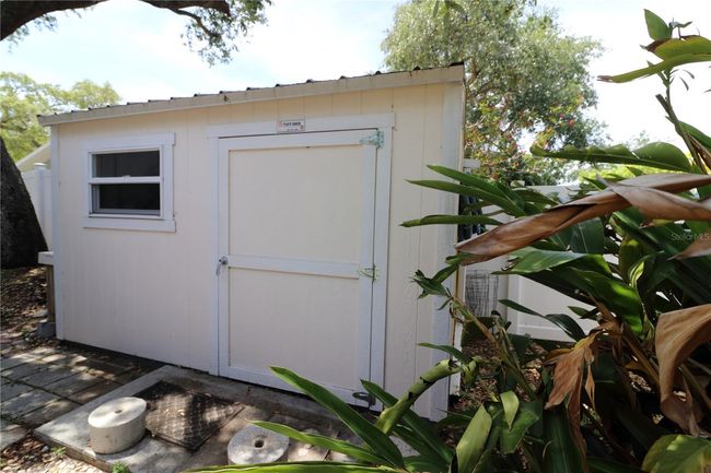 1525 Albemarle Ct, House other with 3 bedrooms, 2 bathrooms and null parking in Dunedin FL | Image 13