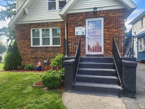 196 Bondale Ave, Pontiac, MI, 48341-2867 | Card Image