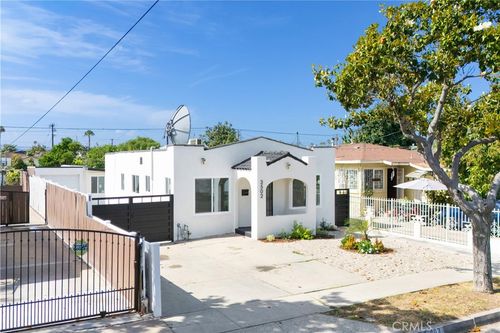 3500 W 111th Pl, Inglewood, CA, 90303-2239 | Card Image