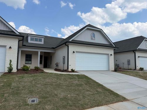 6061 Gardner Maples Dr, Owens Cross Roads, AL, 35763-4813 | Card Image