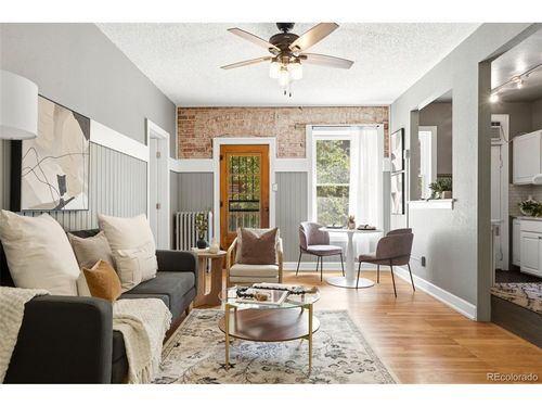 110-1376 N Pearl St, Denver, CO, 80203-2555 | Card Image